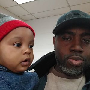 Meet your Posher, Carlos